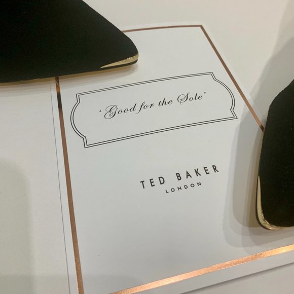 Ted Baker, Black Suede Pumps, Size 38 (7-7.5) - Picture 6 of 6